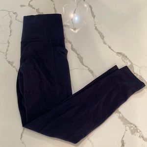 Brand new without tags Athleta salutation stash pocket II 7/8 tight- size XS